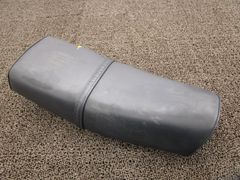 RZ250 RZ350 純正 あんこ抜き シート シートベース 張り替えなどに
