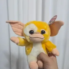 グラムリン グリーンチ ギズモ キャラクター sf 映画 怪物 ぬいぐるみ ゴー 古典 漫画 黄色