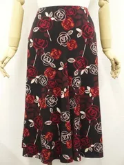 ローラアシュレイ LAURA ASHLEY ロング丈 フレアスカート 13 ブラック地 レッド×オレンジ 花柄