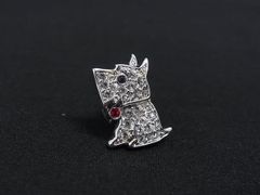 ハローキティ ブローチ キラキラ スワロフスキー - メルカリ