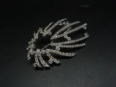 ■美品■ SWAROVSKI スワロフスキー クリスタル ブローチ ピンバッジ ピンブローチ アクセサリー シルバー系×クリア DN0978