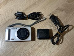 CASIO EXILIM EX-ZR200 ホワイト バッテリー 充電器 - メルカリ