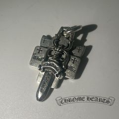 スリートリンケッツ シルバーネックレス ペンダント チャーム ダガー