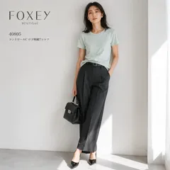 【極美品】【クリーニング済】FOXEY BOUTIQUE 40805 / フォクシー ブティック38 「Sサイズ・7号相当」ミント（上品なライトグリーン系）  Tシャツ コントロールC  ロゴ刺繍　DM掲載品 合わせやすいのサムネイル