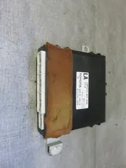 ★SB340/動作OK トヨタ セルシオ UCF30 UCF31 後期 純正 左 フロントドア/マルチプレックス/MPX コンピュータ 助手席  89223-50210のサムネイル