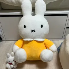 黄色い ミッフィー 大型 ぬいぐるみ 45cm
