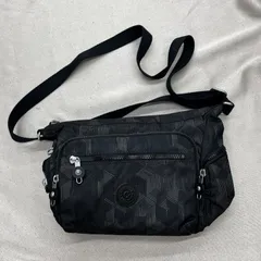 KIPLING  キプリング  ショルダーバッグ　クロスボディバッグ　Mサイズ　幾何学模様　ブラック　黒
