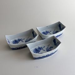 宮内庁御用達 十四代 辻常陸 染錦花唐草文 盛皿 - メルカリ
