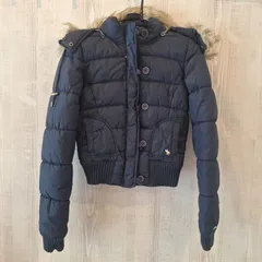 Abercrombie&Fitch アバクロンビーアンドフィッチ アバクロ ダウンジャケット ネイビー 紺 レディース Sサイズ アウター ジャンク 【12479-3】のサムネイル