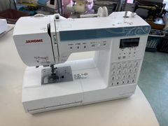 実用縫い～模様縫い・文字縫い・刺しゅうもできるジャノメ ハイパー 