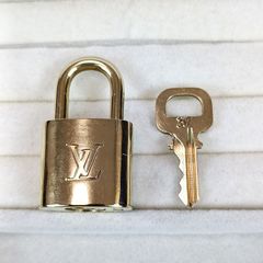 LOUIS VUITTON ルイヴィトン パドロック 南京錠 カデナ 鍵 ゴールド No
