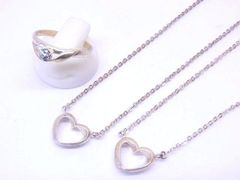 プ*ー様 シルバー ハートネックレス K18金リング セット - メルカリ