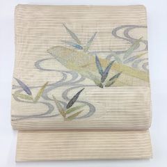 はんちゃん様専用] 正絹 白練色 白 箔 芝草 カジュアル 小紋 紬 対馬