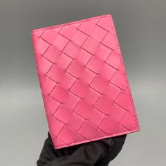 ボッテガヴェネタ イントレチャート 二つ折り財布 ピンク 749940 RFID