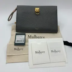 267001299 マルベリー アイリス チェーン 財布 チャコールのサムネイル