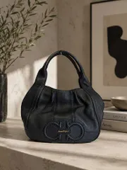 サルヴァトーレ フェラガモ ダブルガンチーニ レザー ワンショルダー ハンドバッグ  Salvatore Ferragamoのサムネイル