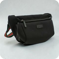 GUCCI GG ナイロン ラージ ベルトバッグ ブラック - メルカリ
