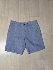 (ほぼ新品)トミーヒルフィガー メンズハーフパンツ (34)