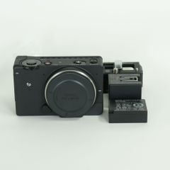 美品SIGMA fp L + 40mmレンズ付 - メルカリ