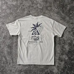 NIKE ACG 半袖Tシャツ