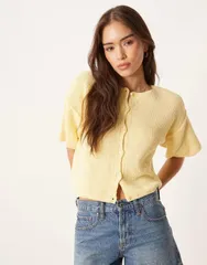 エイソス レディース アウター カーディガン ニット ASOS DESIGN knit short sleeve cardigan in buttermilk Buttermilkのサムネイル