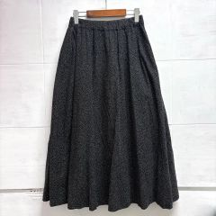 HUIS. 遠州織物/コットンリネン)バフクロスロングスカート - メルカリ