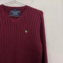 Abercrombie & Fitch マッスルフィット Vネック ニット