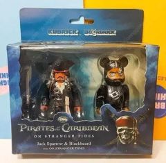 クラッシュ・バンディクー ©️1998 カバヤ シール付きカード 入手困難