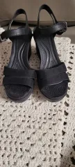 Crocs ブラック ウェッジヒール サンダル w6