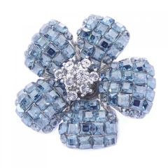 フォクシー ブローチ 26645 BROOCH “FLEUR” 未使用 - メルカリ