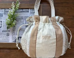 巾着トートバッグ　ハンドメイド○くすみイエロー　小花柄　刺繍生地