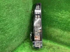 ヴォクシー ZRR85W 左テールランプ・テールライト ZS 煌2   コイト 28-232 81561-28640 070のサムネイル