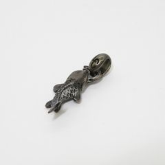 かすう工房 鯉 滝登り シルバーペンダントトップ - メルカリ