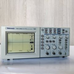 Tektronix TDS 3032 オシロスコープ 本日限定値下げ致します。 - メルカリ
