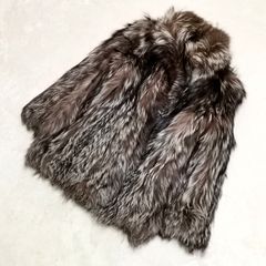 金サガ✨️ボリューム◎SAGA FOX シルバーフォックス 本毛皮 ファー