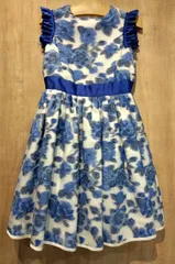 M08 familiar ファミリア　女の子　ワンピース　ドレス　120ｃｍ　発表会　お呼ばれ服　ブルー　花柄