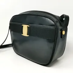 フェラガモ Ferragamo ショルダーバッグ ヴァラリボン ブラック 中古品 管理番号 ARCAYKO1208のサムネイル