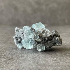 中国 湖南省 フローライト 天然石 原石 鉱物標本 鉱石 蛍石 1734 中国 湖南省産 フローライト鉱物標本 蛍石 【高品質/約5×5×4cm】132g