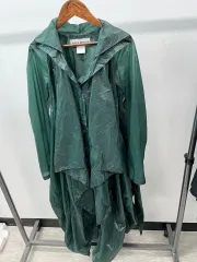 レディース ISSEY MIYAKE イッセイミヤケ レイン トレンチコートのサムネイル