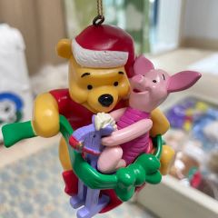 Disney Storeくまのプーさん 雪だるま 陶器 フィギュア - メルカリ