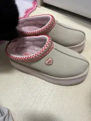 UGG新作出品のサムネイル