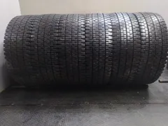 札幌発 引取OK DUNLOP SP001 245/70R19.5 136/134J 19.5インチ トラックタイヤ スタッドレス 6本 23年製 バリ溝 低床 大型トラック(KTS478)のサムネイル