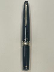 Pelikan　ペリカン　M200　グリーンマーブル　旧型　M-nib　雛2羽 Pelikan ペリカン M200 グリーンマーブル 旧型 M-nib 雛2羽 - メルカリ