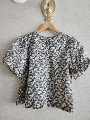 Fredy emue 新品タグ付き ローリーズプロヴァンス風 花柄 半袖ブラウス 