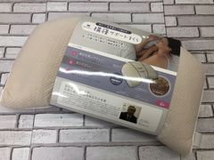 CALOS 電動枕 ホワイト リモコン付き - メルカリ