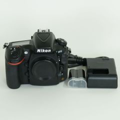 Nikon D500 本体 + 純正バッテリー5本 （上部液晶パネル割有） - メルカリ