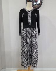 美品　HIROKO BIS ヒロコビス　幾何学模様 七分袖 ロングワンピース HIROKO BIS ヒロコビス 幾何学模様 七分袖 ロングワンピース - メルカリ