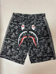 アディダス BAPE シャーク カモフラージュ ハーフパンツ デニム ブラック