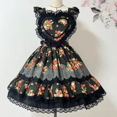 ストロベリードット柄ハートエプロンワンピース　黒　ロリータ　ロリィタ