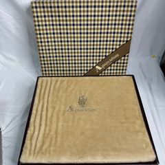 未使用品 Aquascutum アクアスキュータム 毛布 ブランケット 寝具